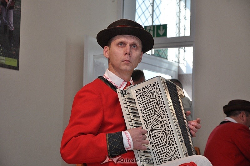 Regionalny Przegląd Harmonistów i Skrzypków Ludowych &#8222;Kurpiowskie Granie&#8221; w Lelisie fot. eOstrołęka