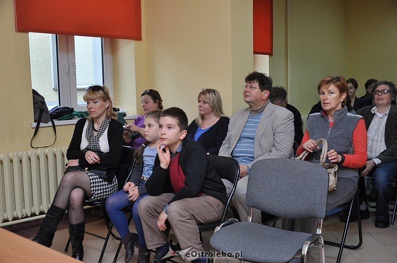 Poranek literacki Na Studziennej: Prezentacja Inicjatywy Dworzec Wschodni w Lublinie fot. eOstrołęka