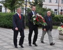 Ostrołęckie SLD upamiętniło ofiary zbrodni wołyńskiej [ZDJĘCIA]