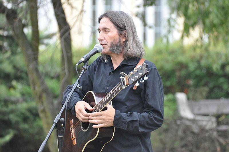 recital Jana Kondraka w ramach ArtCzwartków fot. eOstrołęka.pl