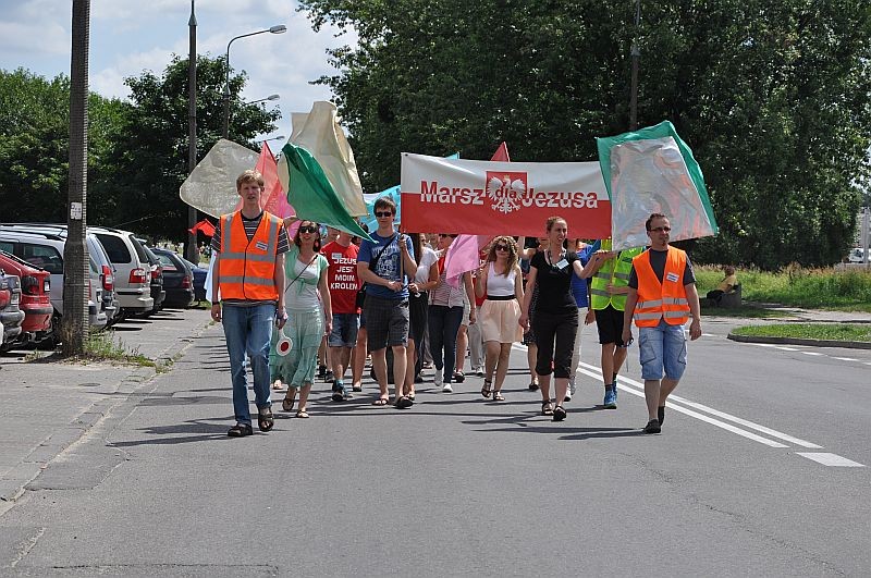 Marsz dla Jezusa fot. eOstrołęka.pl