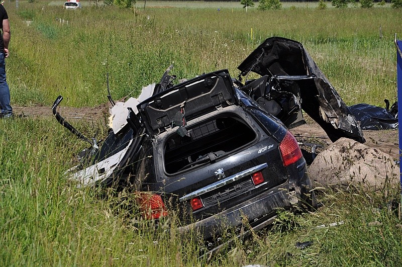 Tragiczy wypoadek pod Goworowem. Nie żyje pięć osób fot. eOstroleka.pl