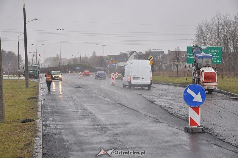 Remont i utridnienia na alei Jana Pawła II fot. eOstroleka.pl