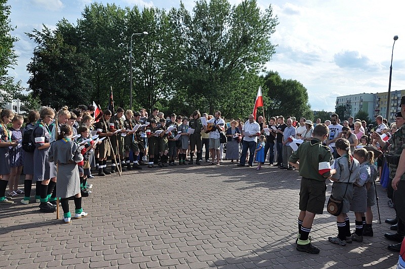 Ostrołęczanie uczcili pamięć poległych w Powstaniu Warszawskim fot. eOstrołęka.pl