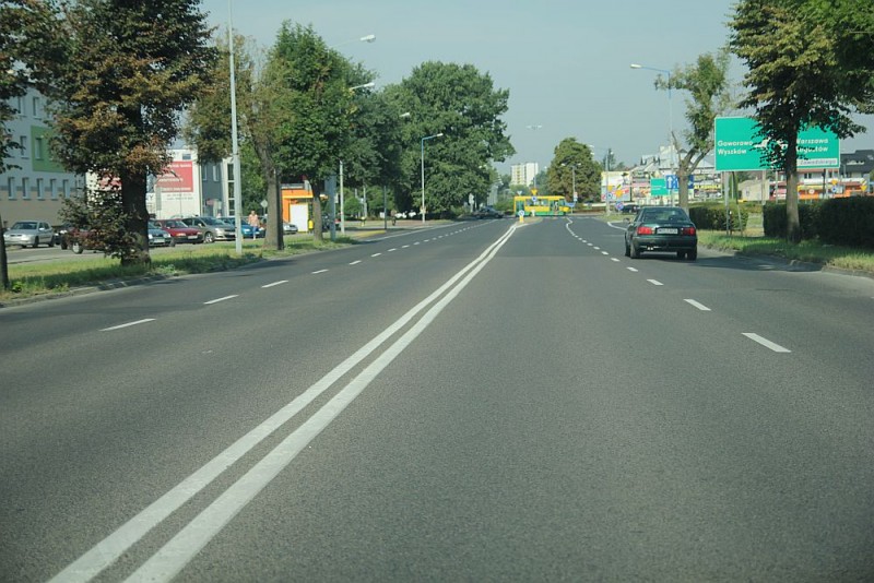 Zmiana organizacji ruchu na ulicy 11 Listopada zbulwersowałą jednego z naszych Czytelników, fot. eOstrołęka.pl