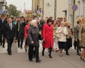 Jubileusz 100-lecia I LO w Ostrołęce: Absolwenci i uczestnicy obchodów przemaszerowali ulicami miasta [VIDEO, ZDJĘCIA]