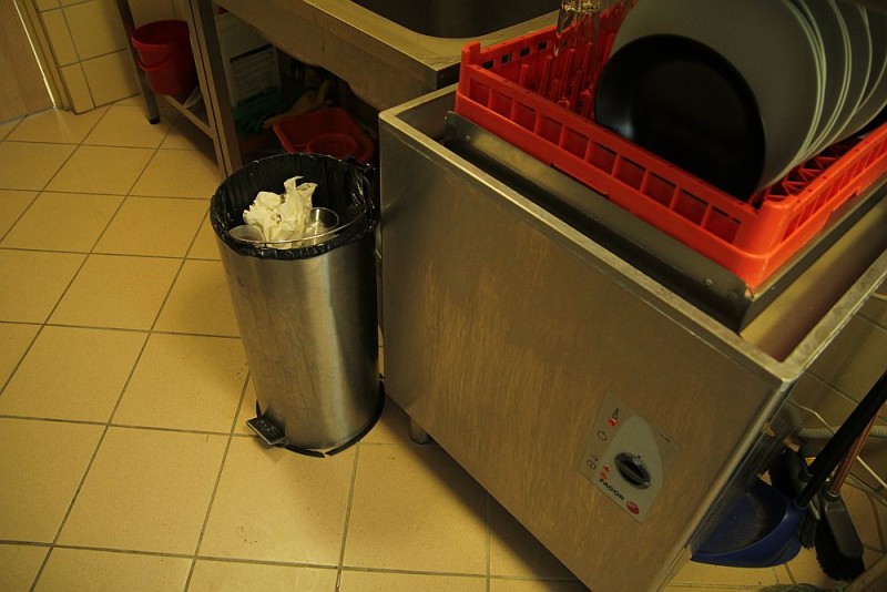 W przypadku właścicieli lokali gastronomicznych i punktów zbiorowego żywienia odpady biodegradowalne odbierane będą co dwa dni, fot. eOstrołęka.pl