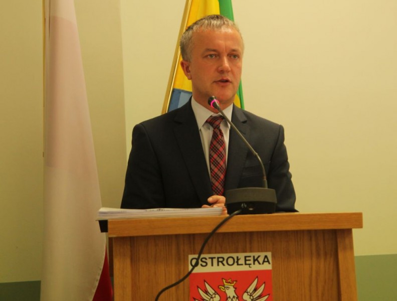 Prezydent Ostrołęki Janusz Kotowski otrzymał absolutorium za wykonanie budżetu z 2012 roku/fot. eOstrołęka.pl