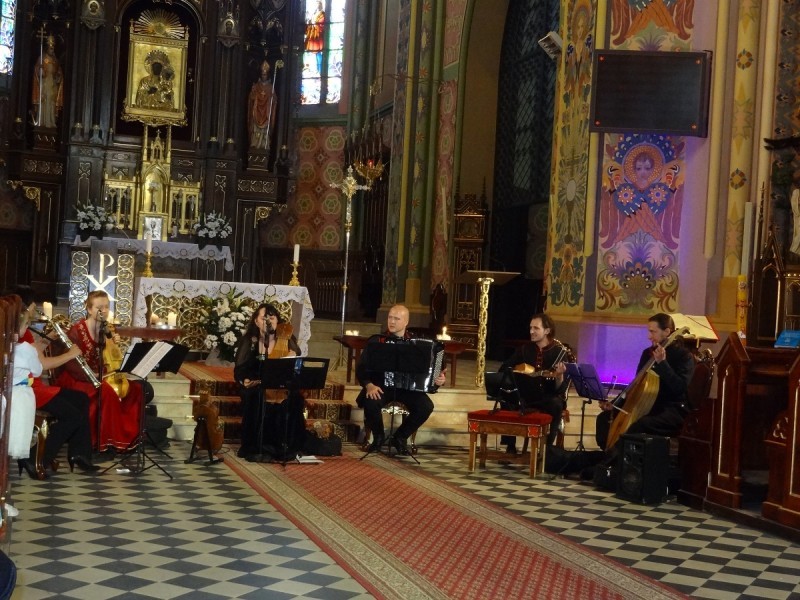 Lutosłowianie pod kierownictwem Marii Pomianowskiej/ fot. powiatostrolecki.pl