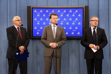 Adam Lipiński, Mariusz Błaszczak, Krzysztof Szczerski fot. mypis.pl