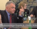 Skandal: Poseł Ruchu Palikota pokazał środkowy palec dziennikarzom tygodnika W sieci [WIDEO]