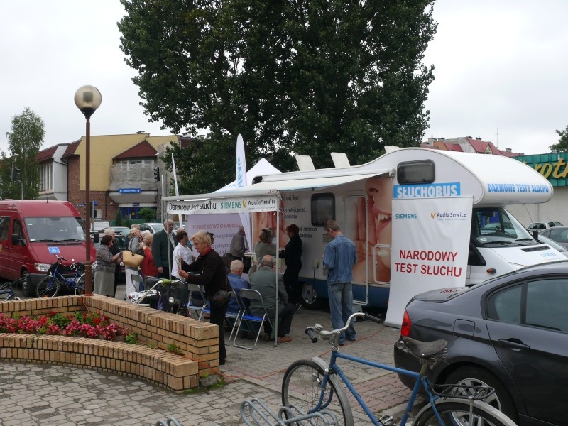 Słuchobus przyjedzie do Ostrołęki już 17 lipca, fot. sluchobus.pl