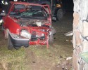 Korczaki: Po pijanemu uderzył samochodem w płot i uciekł z miejsca zdarzenia [ZDJĘCIA]