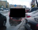 Świąteczna "wiocha" w Ostrołęce. Pomysłowy sposób na transport choinki