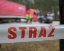 Gdynia: TIR wjechał w trolejbus. 1 osoba nie żyje, 12 jest rannych