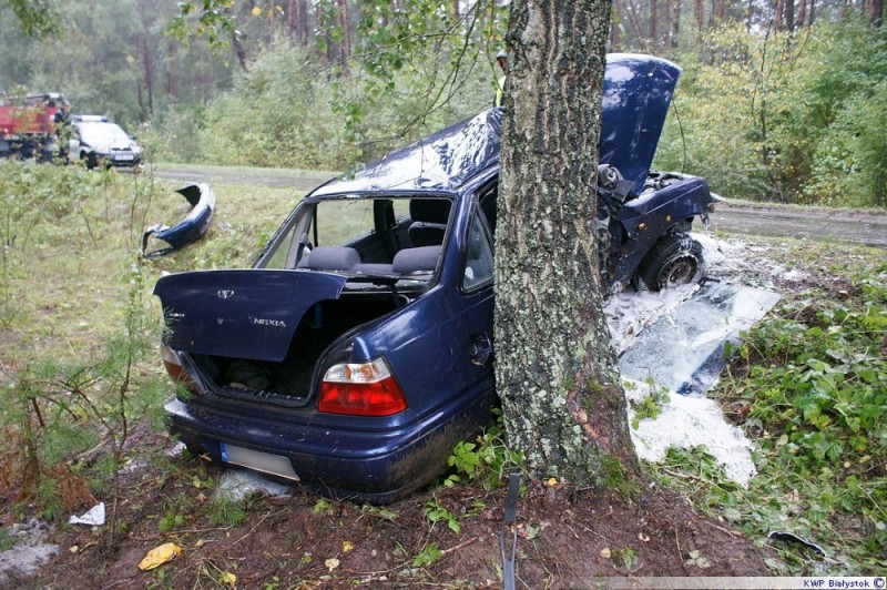 Kulesze Kościelne: W wyniku wypadku 21-latka i jej 1,5 roczne dziecko trafili do szpitalu , fot. podlaska.policja.gov.pl