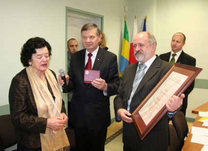 W 2009 roku Zofia Stanowska otrzymała także medal Pro Mazovia, fot. UM