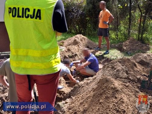 W podwarszawskich Szamotach odkryto szczątki ofiar gangsterskich porachunków, fot. policja.pl