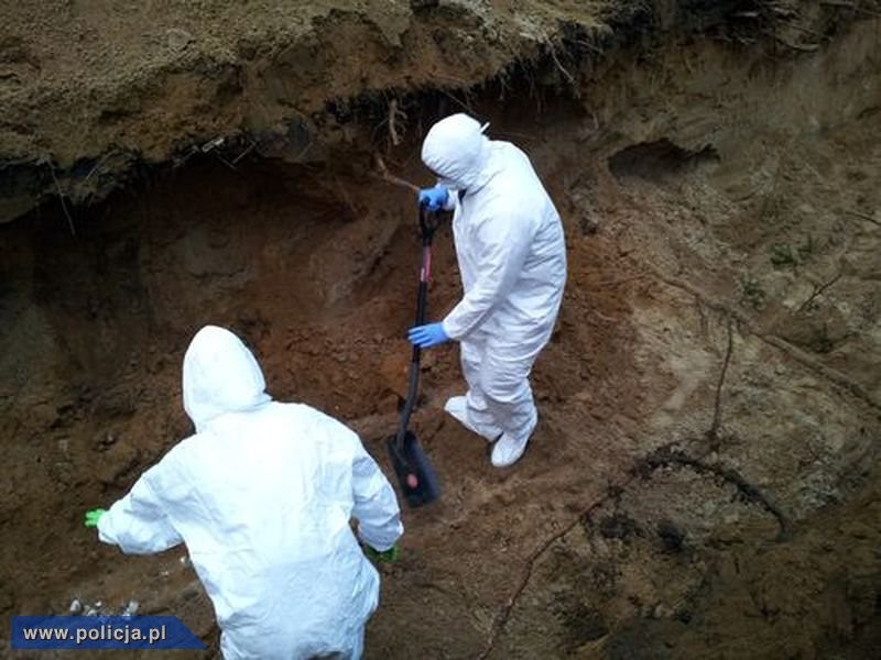 CBŚ odkryło zwłoki Tomasza S. po 15 latach (fot. policja.pl)