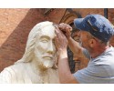 Plener rzeźbiarski: &#8222;Jezus w łodzi&#8221; &#8211; przy kościele w Wojciechowicach [ZDJĘCIA]