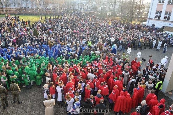 Tłum na Orszaku Trzech Króli w Ostrołęce, fot. eOstrołęka.pl