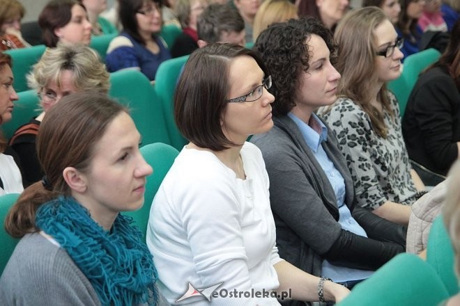 Konferencja &#8222;Wspomaganie rozwoju dzieci z autyzmem&#8221;, fot. eOstroleka.pl