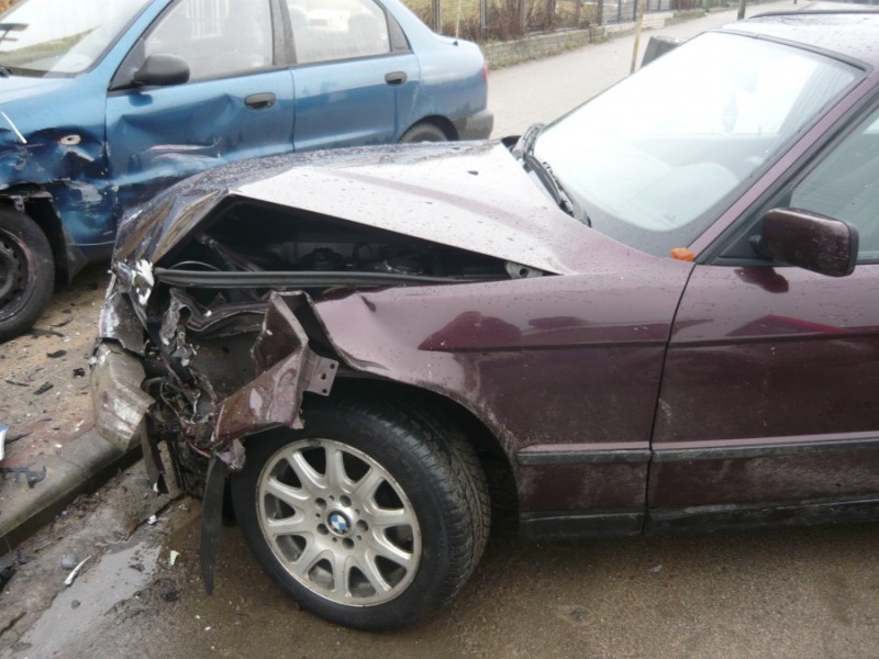 20-latek rozbił auto kręcąc bączki po pijaku, fot. KPP w Pułtusku