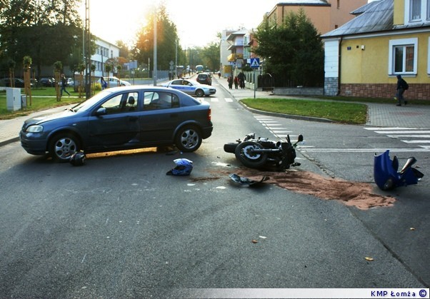 Zderzenie osobówki z motocyklem, fot. podlaska.policja.gov.pl