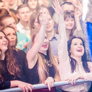 Piękni i Młodzi ponownie porwali do tańca w Clubie Capitol [ZDJĘCIA]