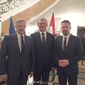 Samorządowcy z Ostrołęki z wizytą w ambasadzie węgierskiej