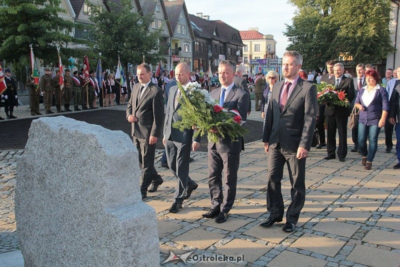 Ostrołęczanie oddali hołd ofiarom II Wojny Światowej w 76. rocznicę zbrojnej agresji sowietów na Polskę, fot. eOstrołęka.pl