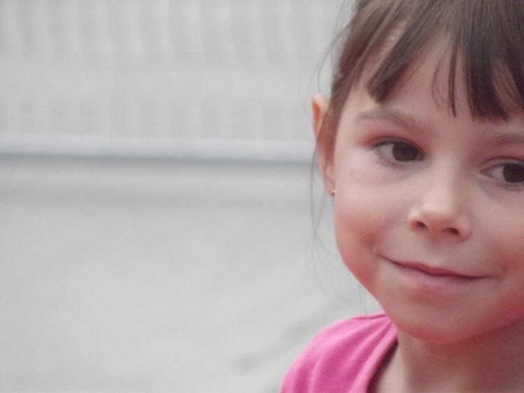 Amelia Erpszt ma 8 lat, choruje na białaczkę limfoblastyczną