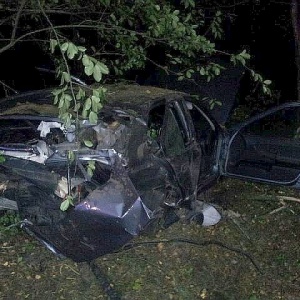 Śmiertelny wypadek pod Myszyńcem: Nie żyje 49-letni pasażer bmw, kierowca kompletnie pijany