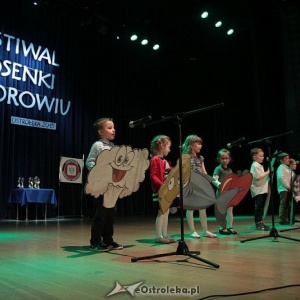 Powiatowy Festiwal Piosenki o Zdrowiu w Ostrołęckim Centrum Kultury [ZDJĘCIA]