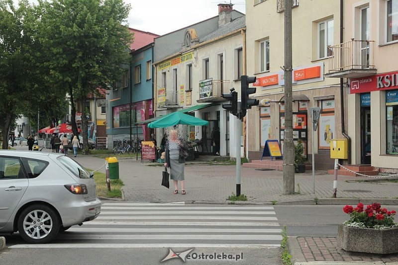 Po naszej interwencji sygnalizator przy Kopernika został poprawnie ustawiony/fot. eOstrołęka.pl