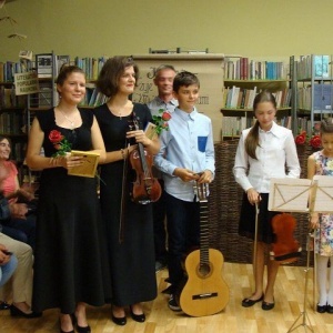 Koncert muzyki barokowej w kadzidlańskiej bibliotece [ZDJĘCIA]