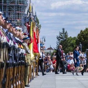 Premier w 71. rocznicę wybuchu Powstania Warszawskiego: Pamiętamy o Powstaniu i o nim nie zapomnimy