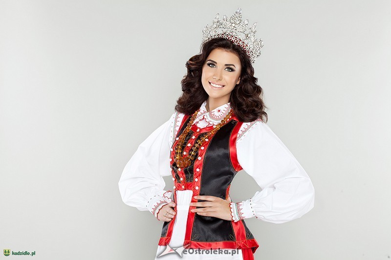 Ewa Mielnica, Miss Polski 2014 w stroju kurpiowskim, fot. Gmina Kadzidło