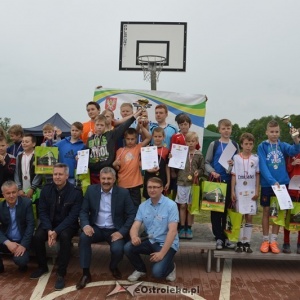 Sport i piknik rodzinny. Sukces organizacyjny turnieju OTBS [ZDJĘCIA]