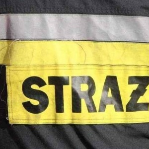 Rzekuń: Trzy zastępy straży gasiły pożar piwnicy