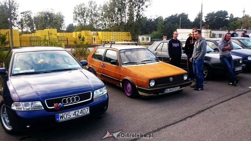 Kolejny zlot miłośników i posiadaczy aut VAG odbył się na parkingu przy ulicy Turskiego, fot. eOstrołęka.pl