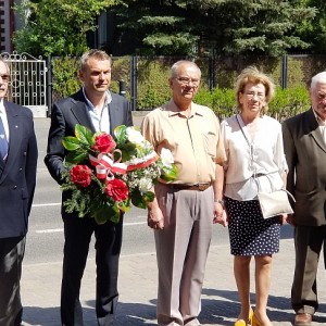 Ostrołęka: Działacze Nowoczesnej i Stronnictwa Demokratycznego uczcili Święto Konstytucji [ZDJĘCIA]