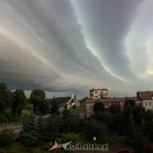 Ostrzeżenia meteorologiczne dla Ostrołęki i regionu. Nadciąga burza z opadami gradu