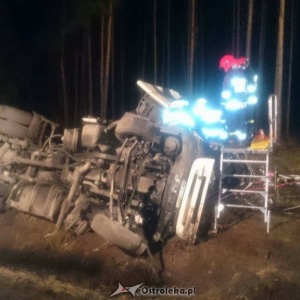 Wypadek na DK-60 w Kaszewcu. Droga między Ostrowią Mazowiecką a Różanem zablokowana [FOTO]