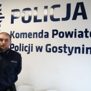 Policjant z Gostynina uratował życie 5-latkowi!