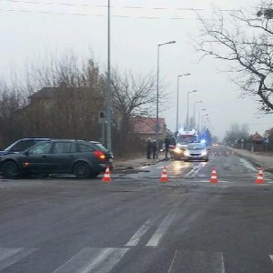Wypadek na skrzyżowaniu Ławskiej i Granicznej [FOTO]