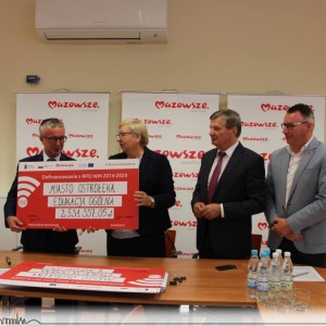 Niemal 7 milionów dla ostrołęckiej oświaty. Umowa podpisana