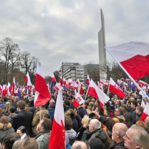 Ile kosztują miesięcznice i kontrmanifestacje smoleńskie?