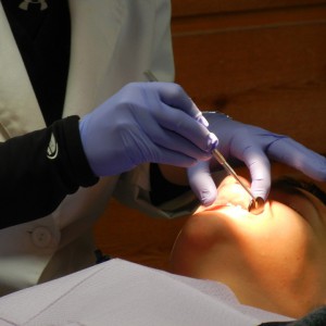 Mazowiecki NFZ szuka dentystów do pracy w szkolnych gabinetach stomatologicznych 