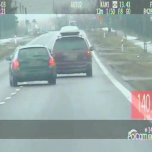 132 km/h na drodze krajowej nr 61 (zobacz wideo)